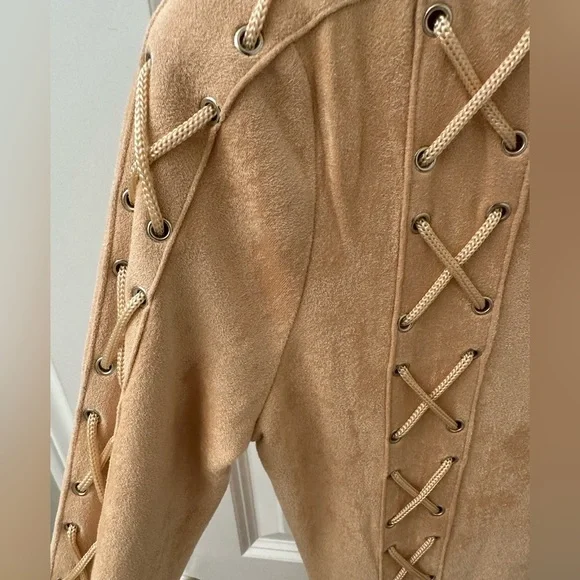 Faux Suede Dress Oh Polly - Picture 4 of 5